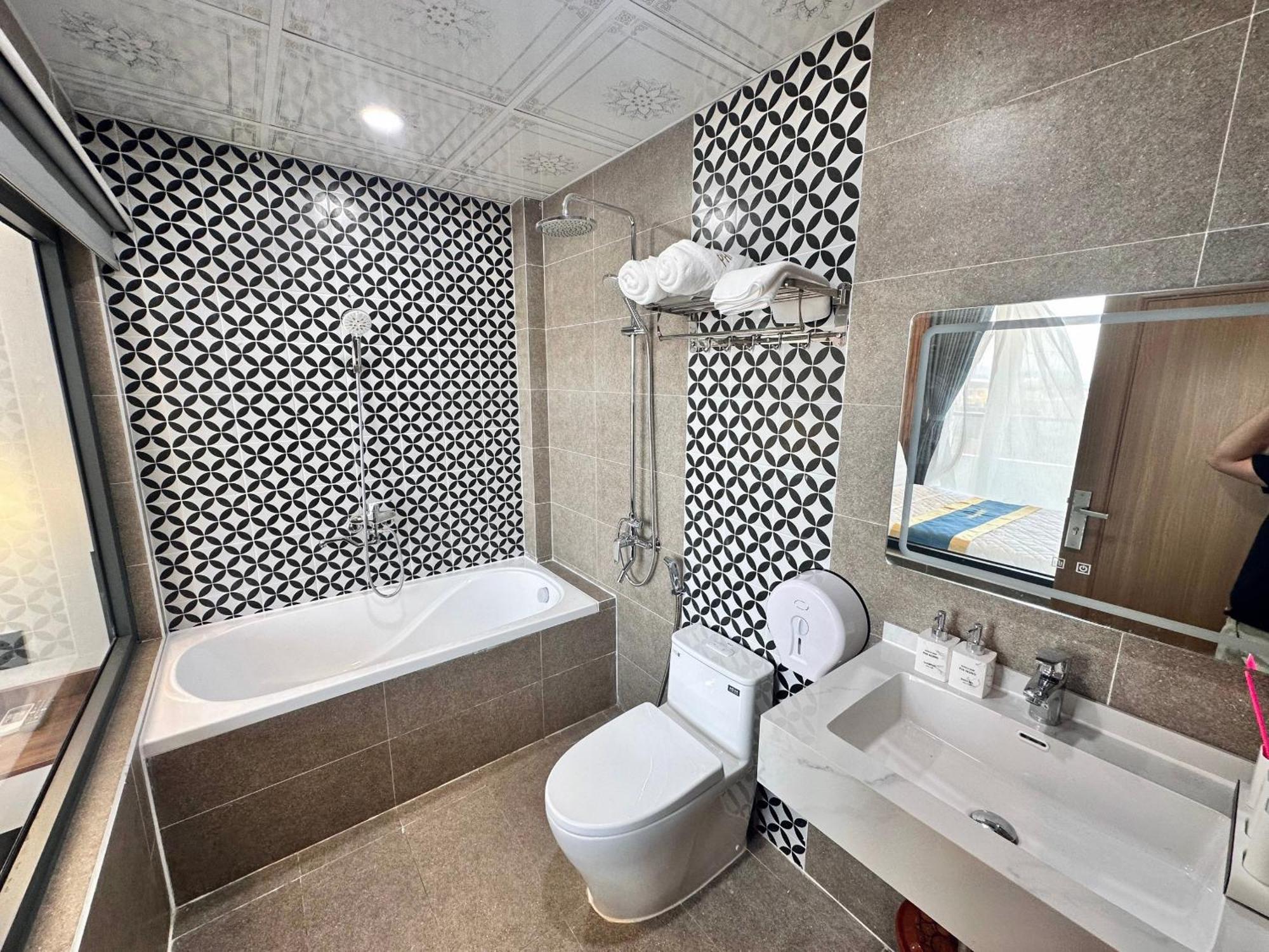 Hotel Phi Hung Тамки Экстерьер фото